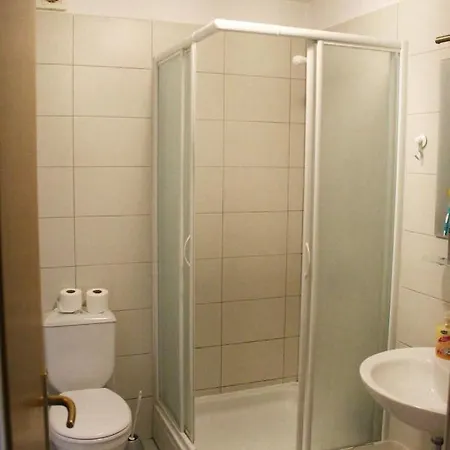 Apartment Pahljina
