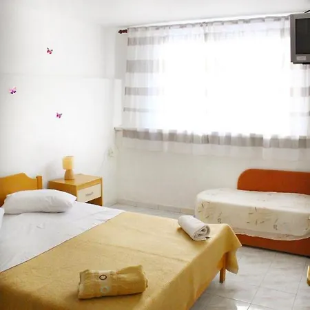 Pahljina Apartment *