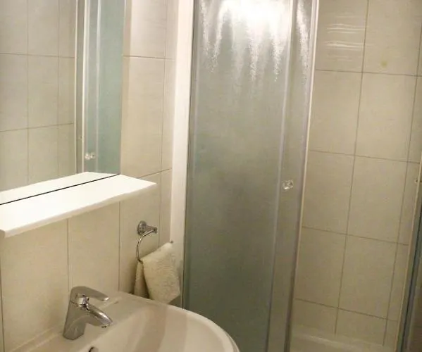 Apartament Pahljina *