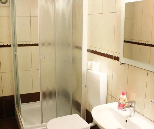 Apartament Pahljina *