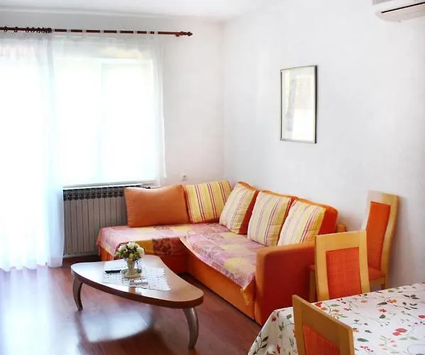 Pahljina Apartament Rab Town