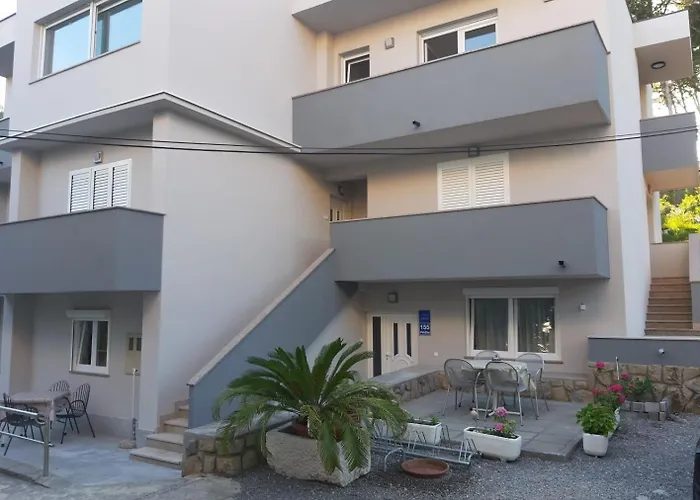 Pahljina Apartament Rab Town