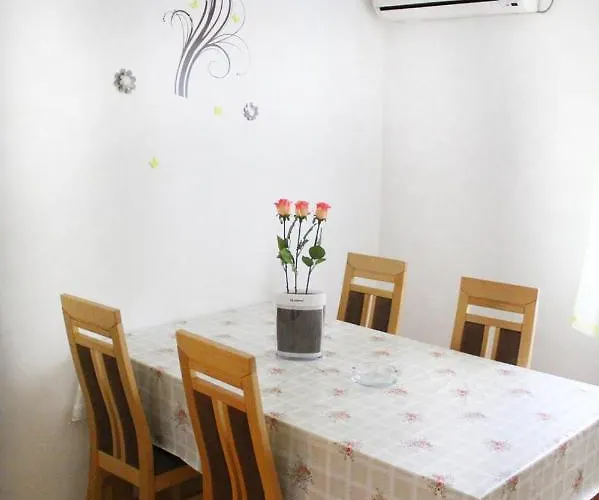 Apartman Pahljina